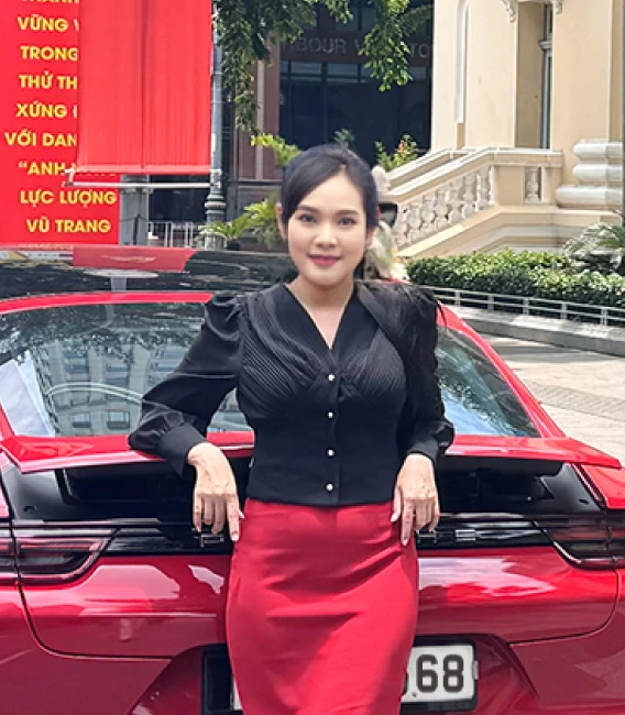 Chị Ngọc B&iacute;ch kh&aacute;ch h&agrave;ng Biển Số 1 review