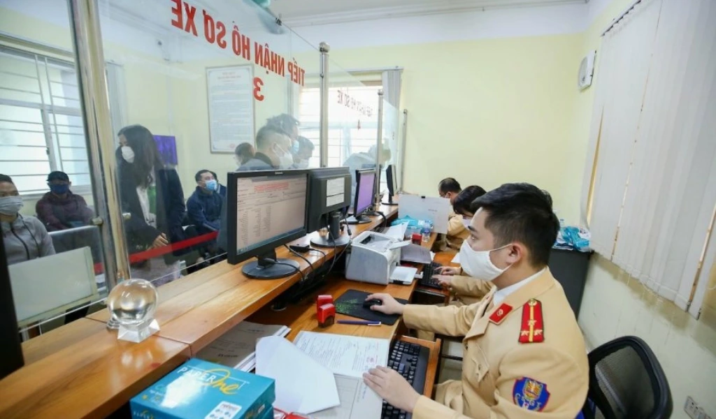 Người trúng đấu giá không gắn biển trong 12 tháng sẽ bị thu hồi và mất toàn bộ số tiền trúng.